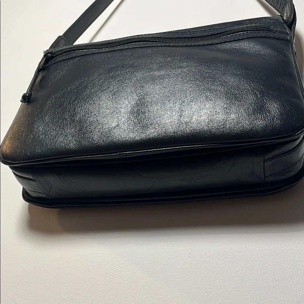Ganson Navy Blue Leather Shoulder Bag